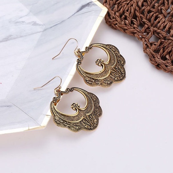 🔸2 for $15🔸Earrings - Picture 2 of 3